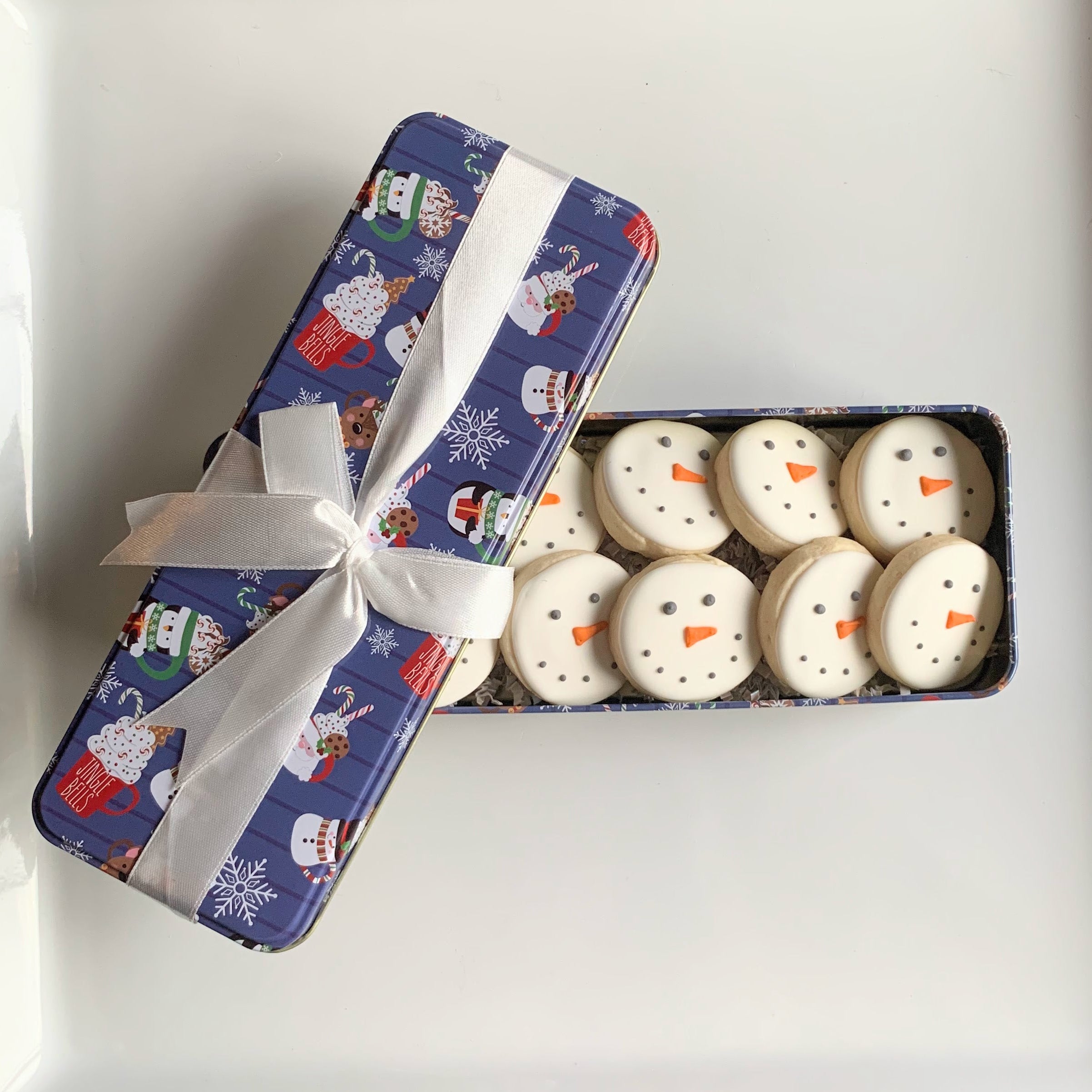 12 Mini Snowmen Cookies